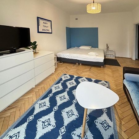 Kalimera - Greek life apartment Varsovia Exterior foto